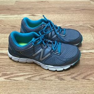 New Balance Gray teal Sz 10 sneakers 560 v6